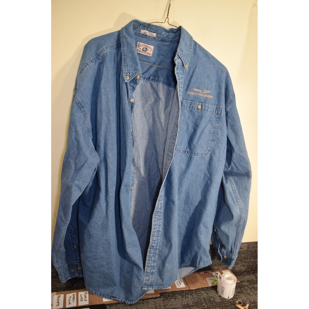 Vintage Eagle Dry Goods Mens 3XL Blue Denim Hearst Newspapers Button Down Shirt